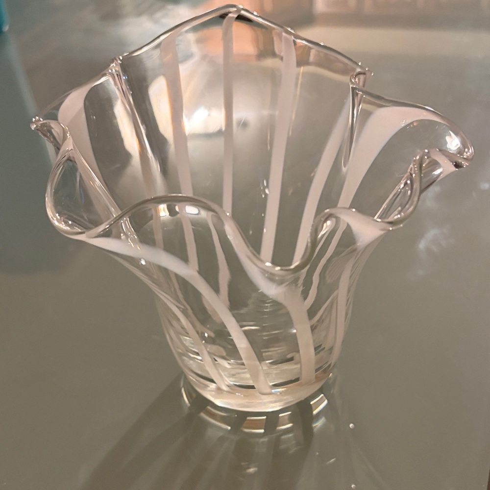 Elegant Art Glass Handkerchief Vase with White Stripes